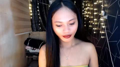 Miss Cheng online show from November 27, 3:36 am