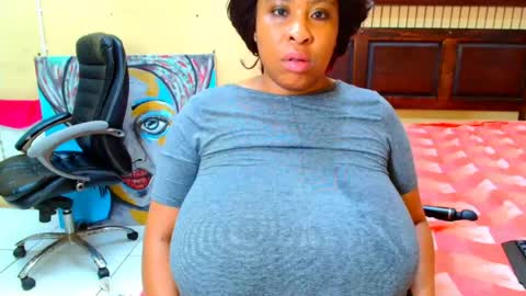 sexyebonylove89 online show from July 11, 6:18 am
