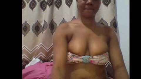 sexyeye368293 online show from December 19, 9:32 pm