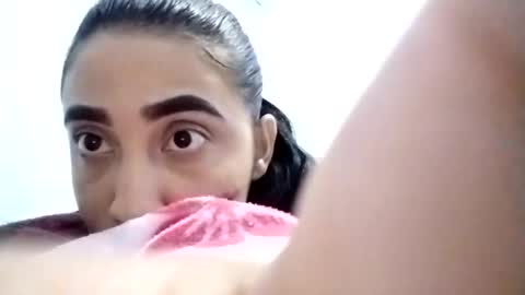 sexygril01 online show from October 16, 2:33 am