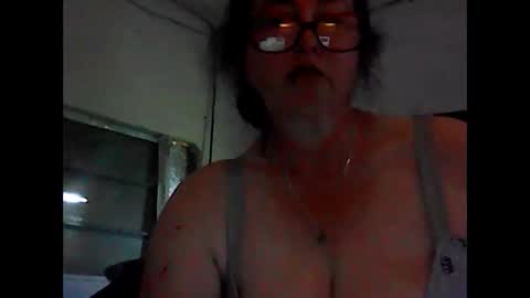 sexyhoneybee1 online show from April 22, 7:32 pm