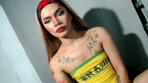 sexyhotbabe18 online show from March 27, 9:54 am