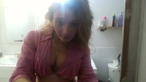 sexykoreanlatina206 online show from November 12, 11:23 am