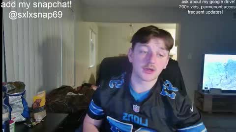 sexylax69 online show from December 15, 1:23 am