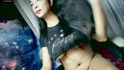 April online show from November 6, 10:57 pm