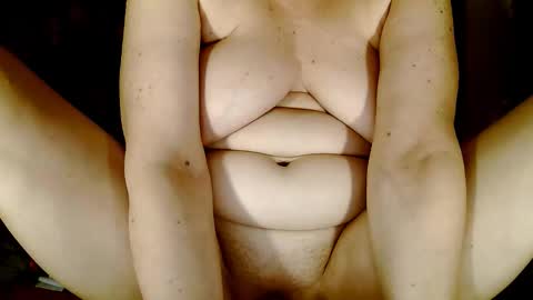 Squirty Maya Gold online show from February 22, 4:09 pm