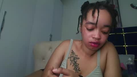 mel online show from February 26, 11:19 pm