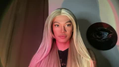 LIEZEL online show from June 14, 3:30 am