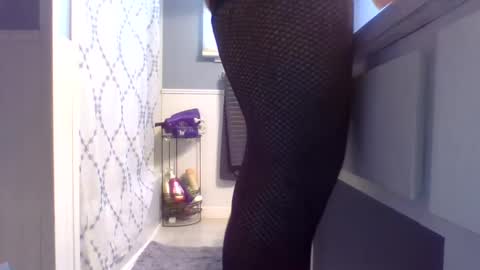 Snapshot of sexypluvin chatting on December 7, 4:20 pm sexypluvin online show from December 7, 4:20 pm