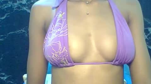 sexypussy000 online show from January 13, 8:38 pm