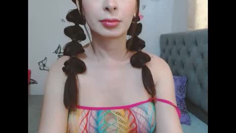 Venus Independent Model online show from May 14, 4:38 pm