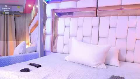 Kendall online show from April 13, 12:20 pm