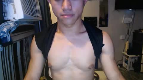 sexystrongcum online show from April 7, 10:17 am