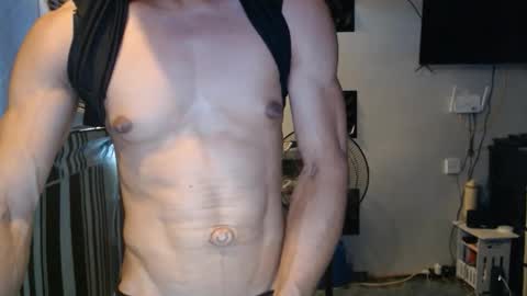 sexystrongcum online show from March 8, 3:21 am