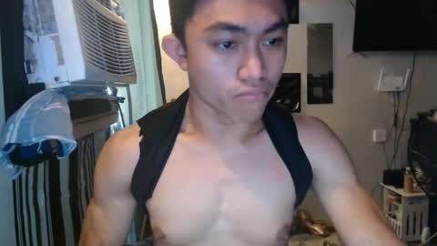 sexystrongcum online show from April 19, 3:29 am