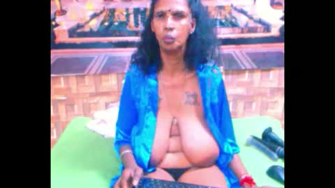 sexyva4u2luv online show from September 23, 1:38 pm