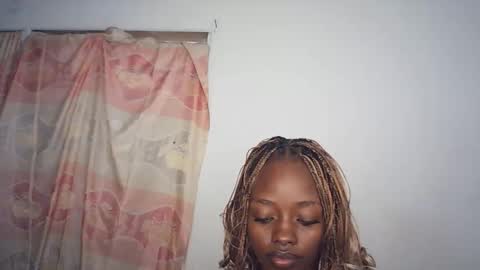 sexyzuriel online show from March 18, 9:26 am