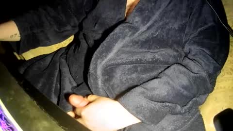 no face online show from November 28, 9:16 am