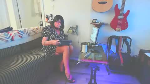 CD    Jeanne online show from March 4, 9:51 am