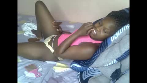 shaa_loon online show from April 22, 11:50 am