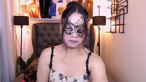 shadowseductress online show from December 14, 1:45 am