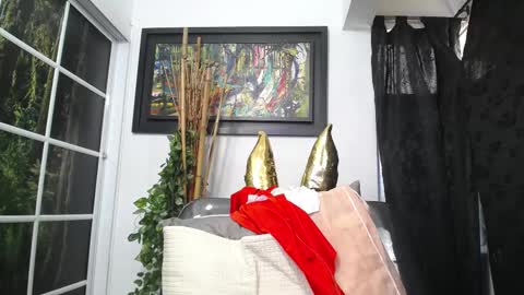 Shaila online show from March 8, 7:31 pm