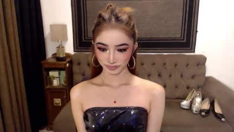 shaina online show from February 18, 11:26 pm