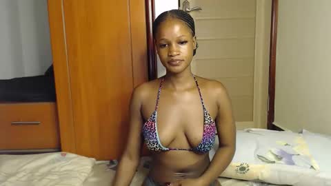 shaky xxx online show from November 9, 12:30 pm