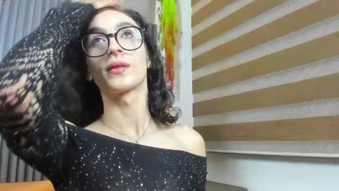 shammy_rosse online show from May 21, 2:18 am
