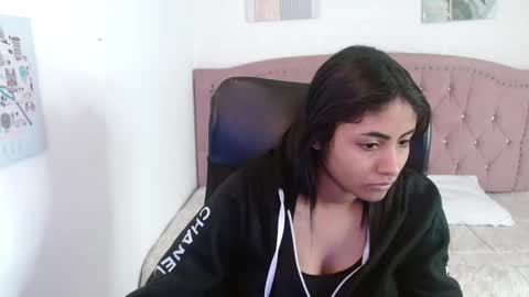 shanelle online show from October 11, 4:50 am