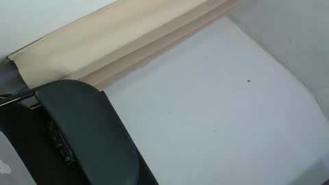 bini aiah online show from February 24, 2:51 am