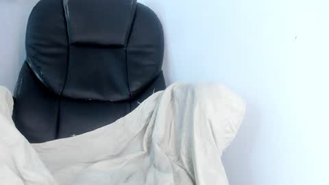 Shanntal  online show from October 9, 10:04 pm