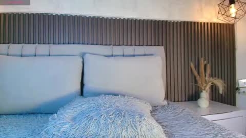 SHANON online show from March 9, 7:18 pm