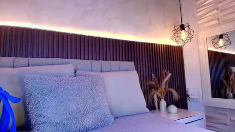 SHANON online show from February 10, 7:06 pm