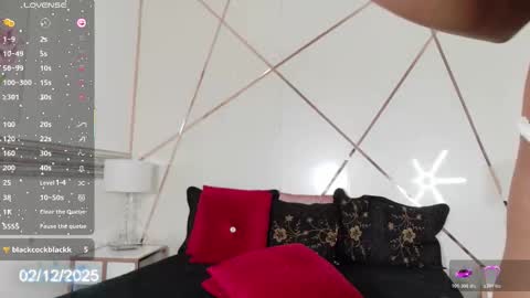 Shantal Chocolet  online show from December 3, 4:24 am