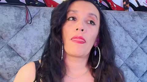 shantey online show from January 9, 9:20 pm