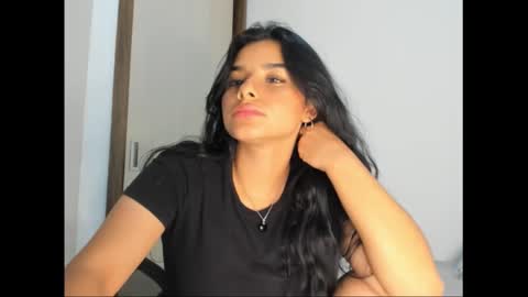 Snapshot of shara_jones chatting on February 16, 6:10 am Sara online show from February 16, 6:10 am