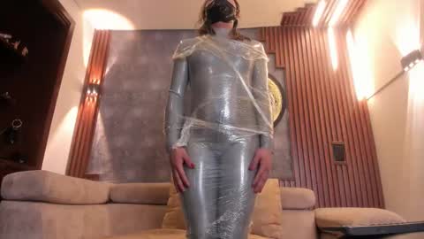 Sharith  online show from March 28, 8:32 pm