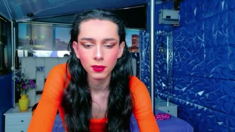 Sharlond online show from April 15, 2:09 pm