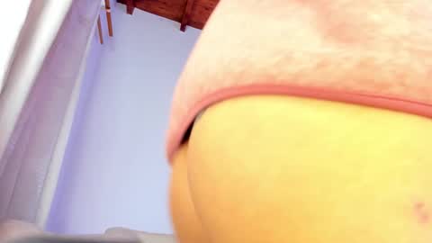 Hi fiends ---- I usually start online from Monday to Friday from 1000 am Saturdays and Sundays at 600 am Colombia time online show from February 8, 2:53 pm