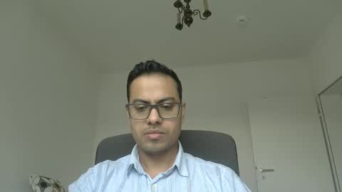 Snapshot of sharmamanxyz chatting on March 12, 10:16 am sharmamanxyz online show from March 12, 10:16 am