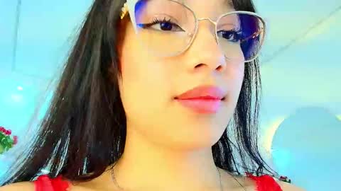 sharon_rosse__ online show from March 4, 7:55 pm