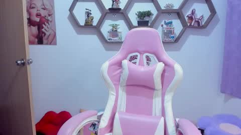 Sharon online show from November 15, 11:50 pm