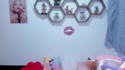 Sharon online show from February 6, 12:03 am