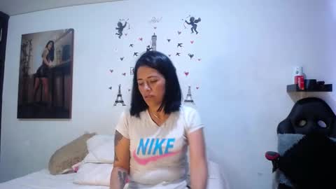 Snapshot of sharoon__cherry_ chatting on February 26, 12:27 pm sharon online show from February 26, 12:27 pm