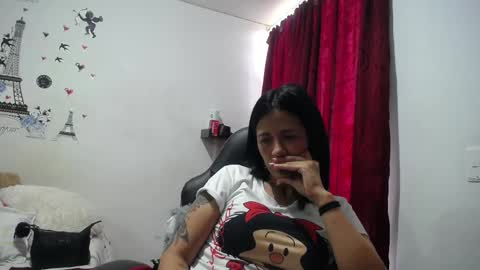 Snapshot of sharoon__cherry_ chatting on March 3, 6:13 pm sharon online show from March 3, 6:13 pm