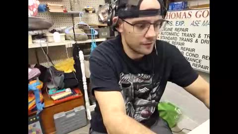 Snapshot of shawnboarder94 chatting on March 10, 6:16 am snowboarder9420 online show from March 10, 6:16 am