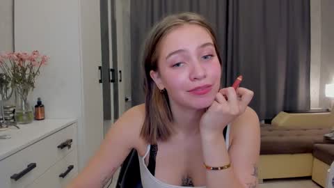 Snapshot of shawty__mariaa chatting on September 20, 5:38 pm shawty__mariaa online show from September 20, 5:38 pm
