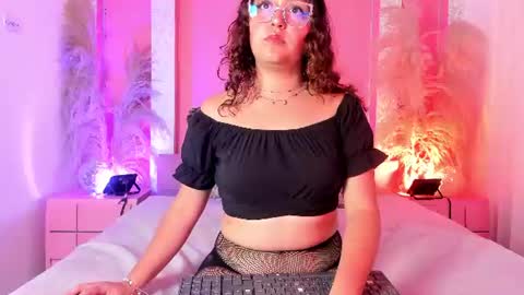 Shay online show from July 1, 1:09 pm