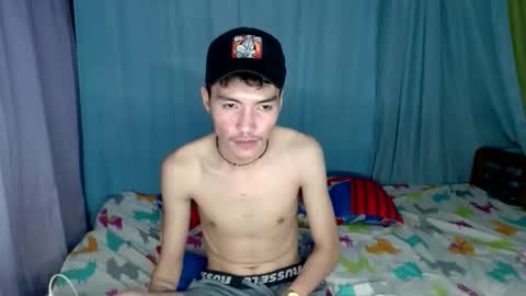 eryx online show from April 6, 7:15 pm